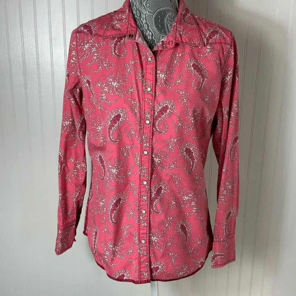 The Territory Ahead pearl snap paisley shirt